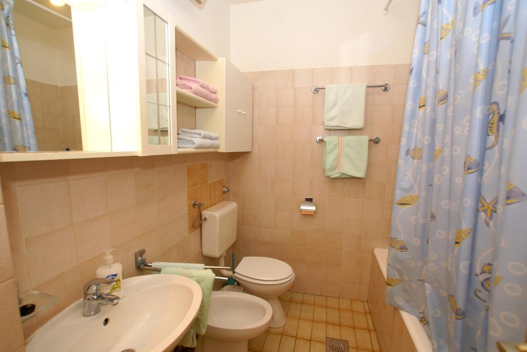 Apartment Ana 1 マリンスカ 部屋 写真