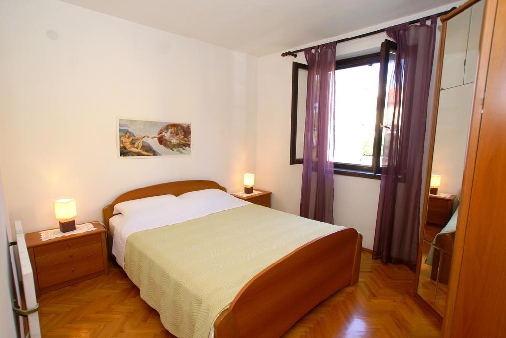 Apartment Ana 1 マリンスカ 部屋 写真