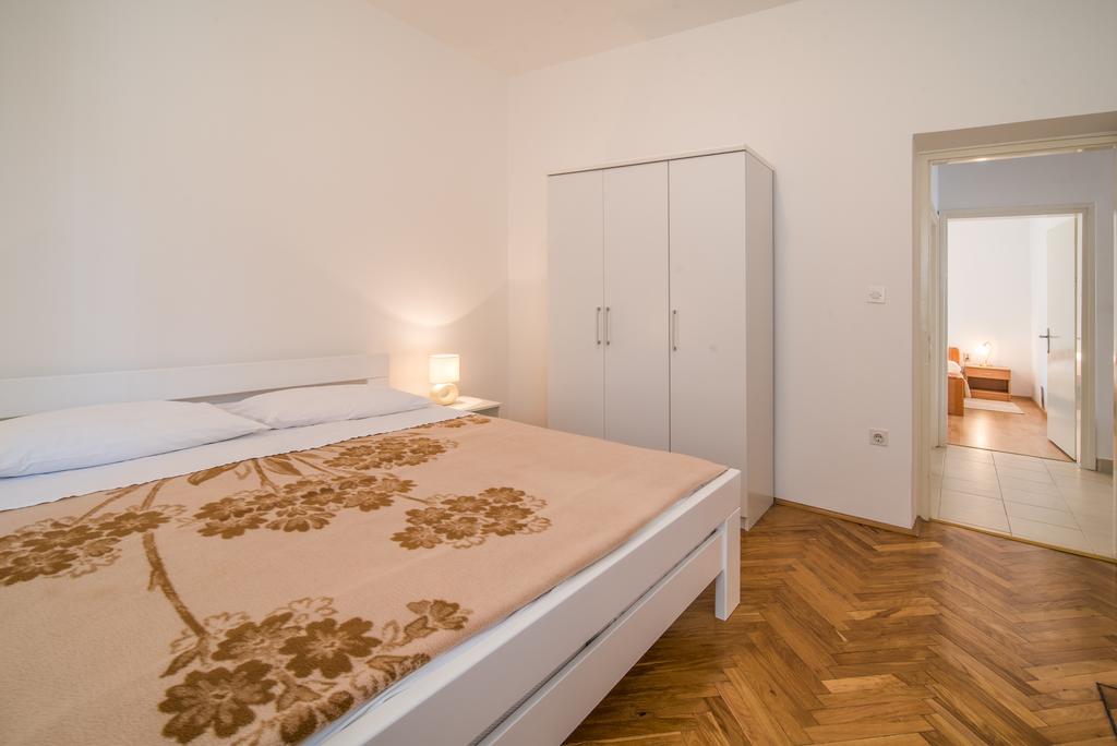 Apartment Ana 1 マリンスカ エクステリア 写真