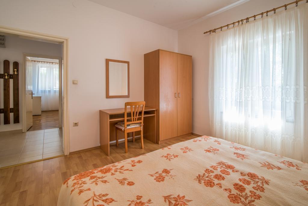 Apartment Ana 1 マリンスカ エクステリア 写真